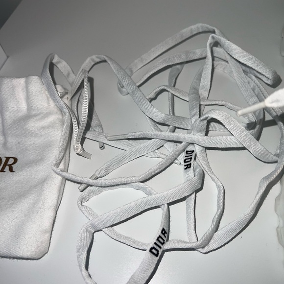 Dior D-Connect Sneakers - Picture 6 of 12